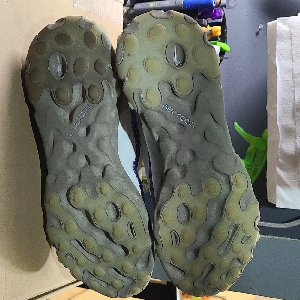 Nike ISPA react low summit white - Picture 8 of 8